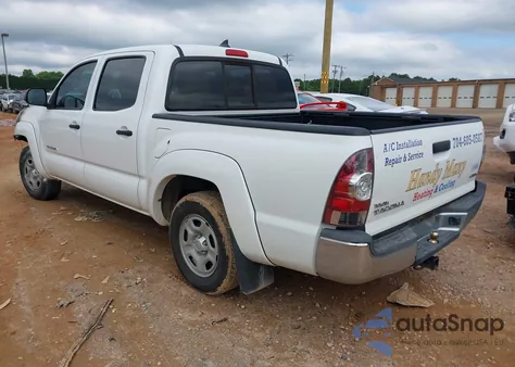2014 Toyota Tacoma z USA, uszkodzony, nr VIN 5TFJX4CN7EX038161
